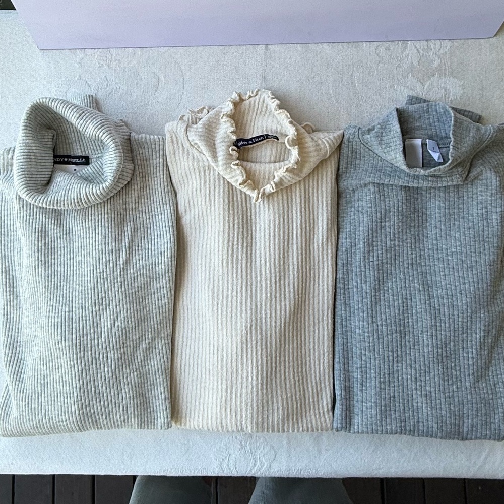 Lot of 3 Turtleneck Sweaters Neutral Ribbed Knit Women's